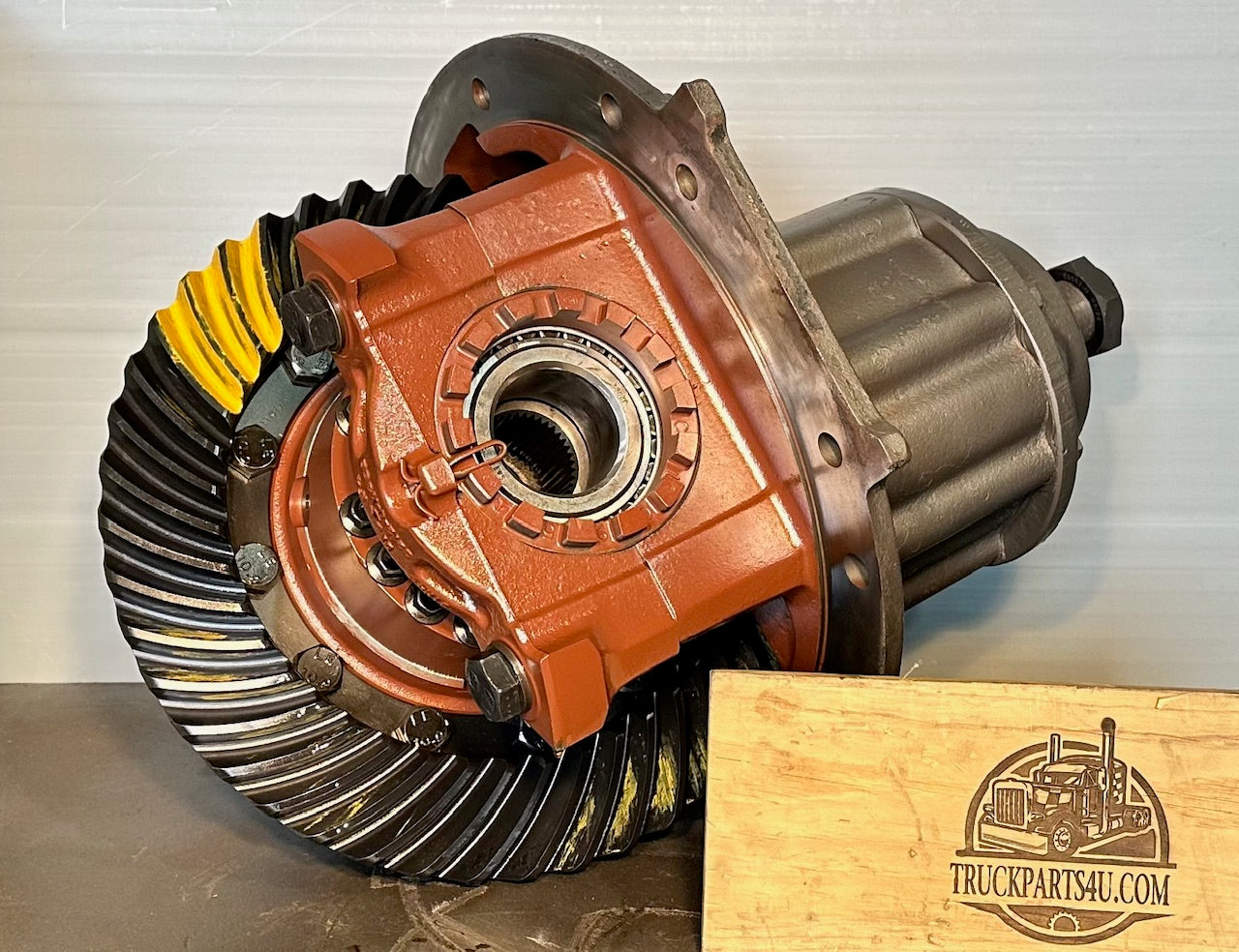 RR20-145 Meritor rear rear tandem axle differential | remanufactured by DPE | rear housing view